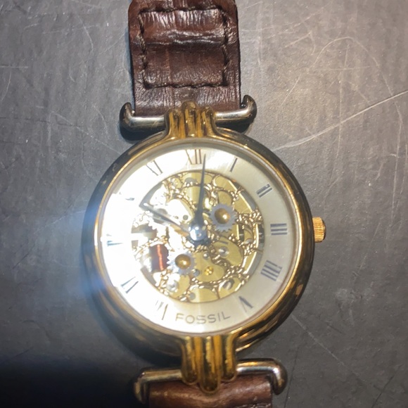 Watch - Picture 2 of 6